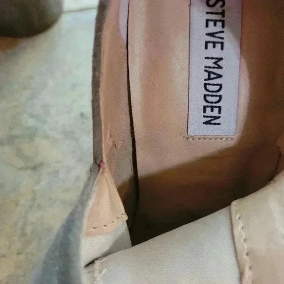 EUC Steve Madden women's booties boots size 7, worn once, $17 - Picture 3 of 4